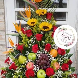 Arreglo Floral con Frutas Privilegio