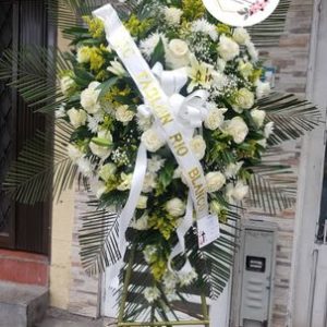 Corona Fúnebre Eterno Amor