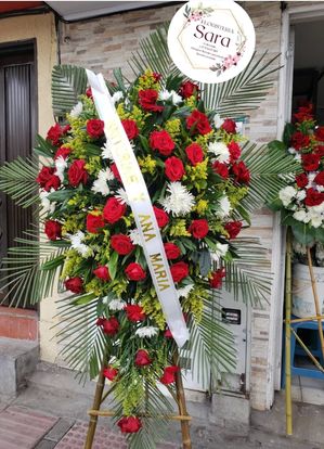 Corona Fúnebre Nunca Te Olvidaremos